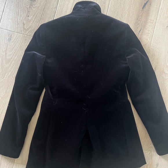 Elie Tahari Velvet Blazer | Size 2 - Picture 5 of 6